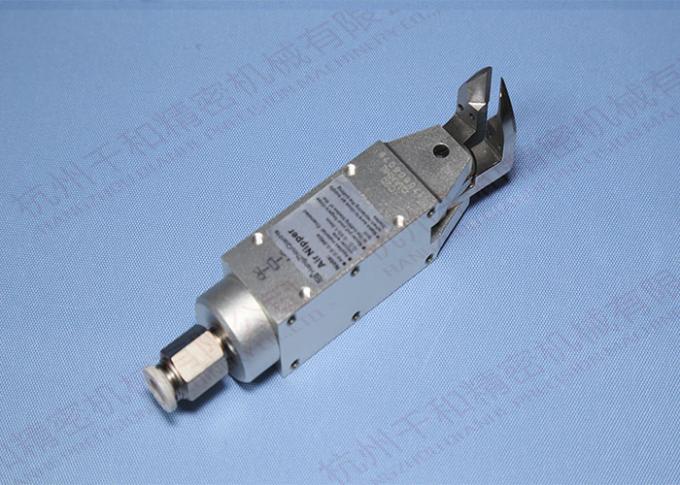 Copper / Iron Air Nipper Pneumatic Cutting Tool 0.4mpa - 0.8mpa 2